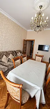 Kirayə verilir 3 otaqlı mənzil 85 m² — Bakı 3 otaq 85.00 m²