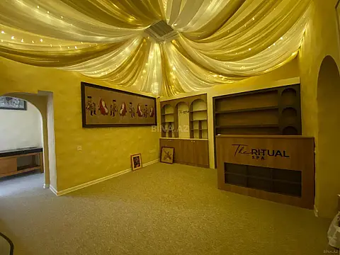 Satılır obyekt 200 m² — Bakı 200.00 m²