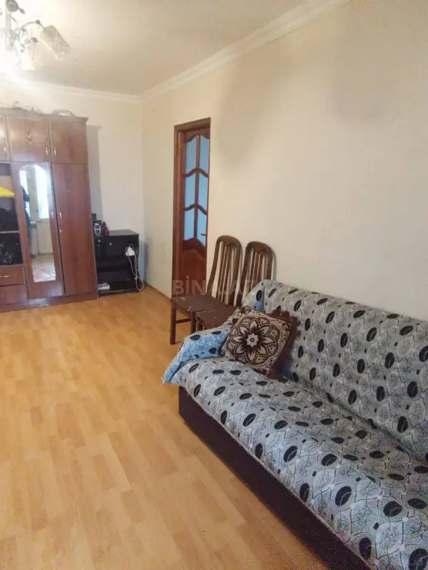 Kirayə verilir 2 otaqlı mənzil 45 m²