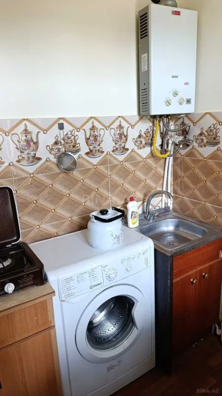 Kirayə verilir 2 otaqlı mənzil 40 m²