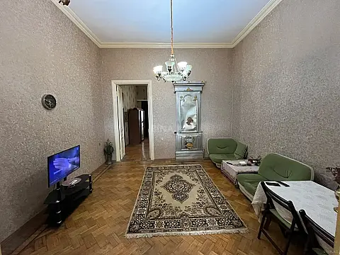Satılır 2 otaqlı mənzil 60 m² — Bakı, Nizami 2 otaq 60.00 m²