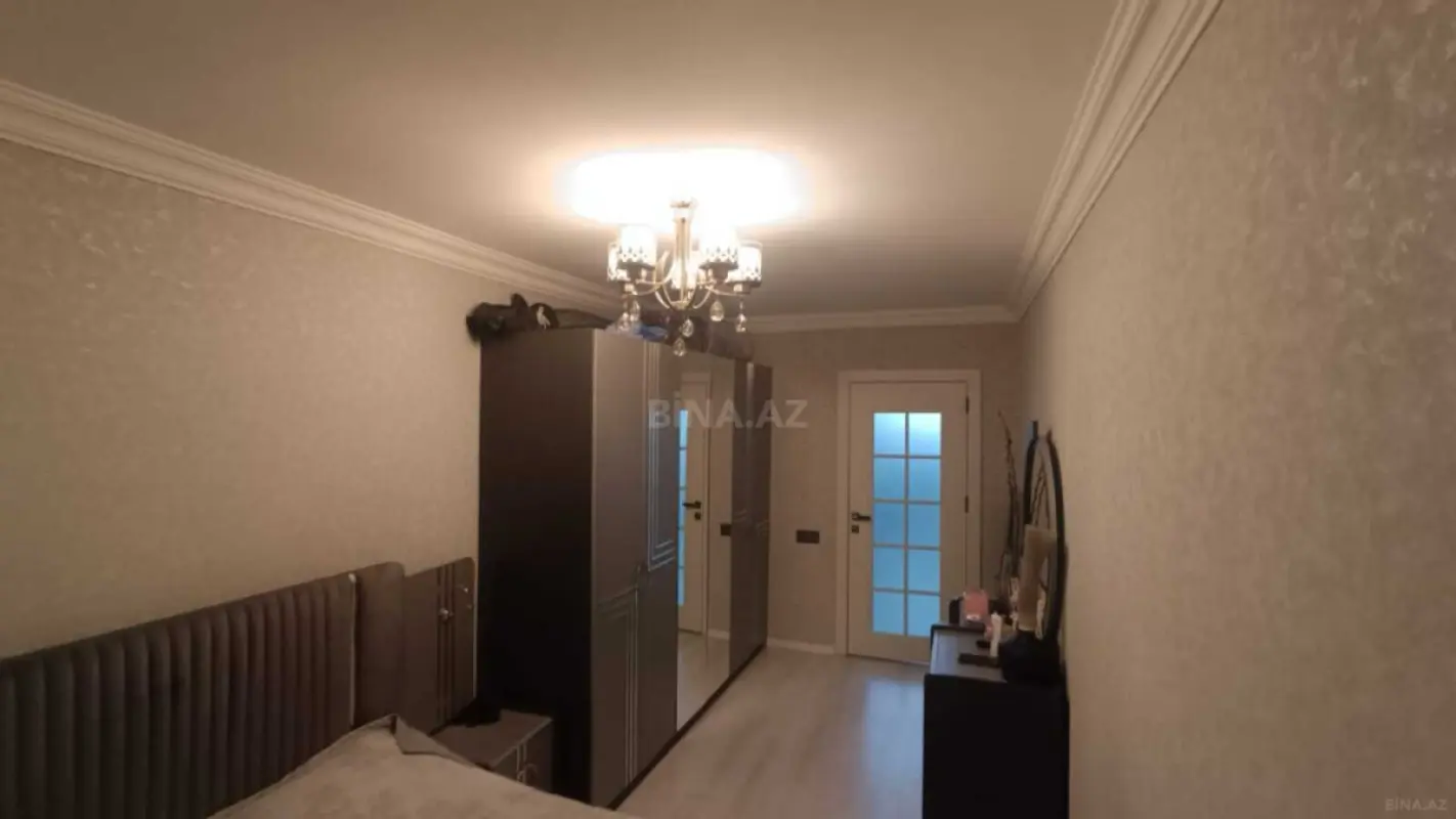 Satılır 3 otaqlı mənzil 104 m²