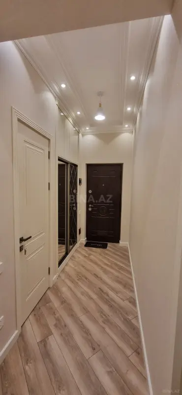 Satılır 2 otaqlı mənzil 83.1 m²