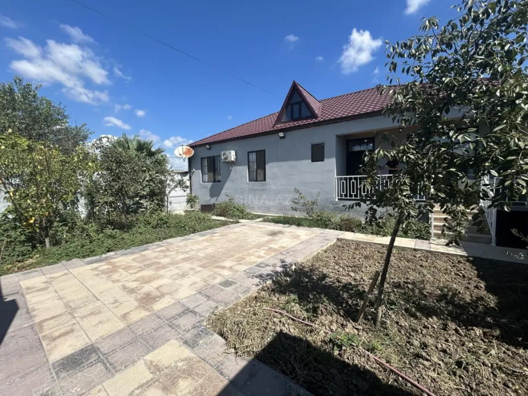 Satılır 5 otaqlı həyət evi 150 m²