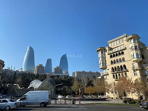 Kirayə verilir 3 otaqlı mənzil 150 m² — Bakı 3 otaq 150.00 m²