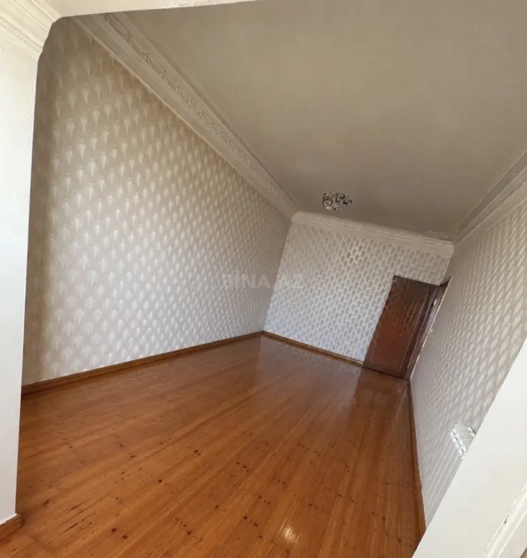 Satılır 2 otaqlı mənzil 64 m²