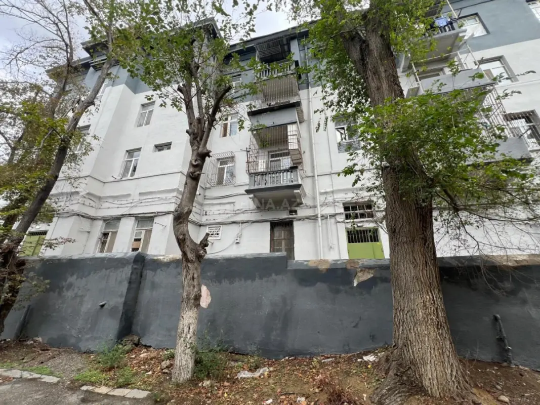 Satılır 2 otaqlı mənzil 56 m²