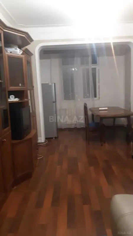Kirayə verilir 2 otaqlı mənzil 45 m²