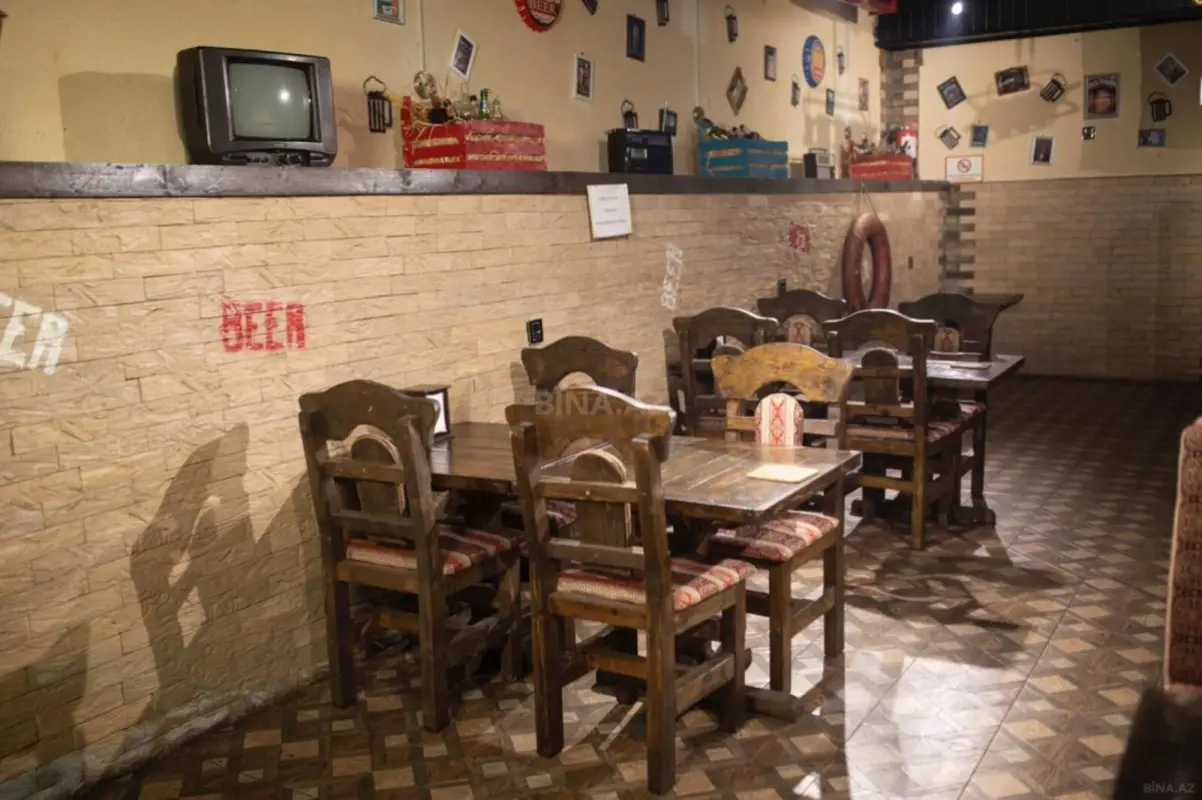 Satılır obyekt 270 m²
