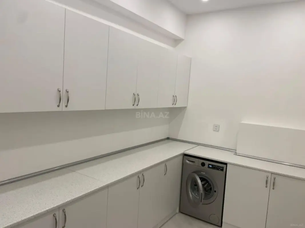 Kirayə verilir 4 otaqlı mənzil 350 m²