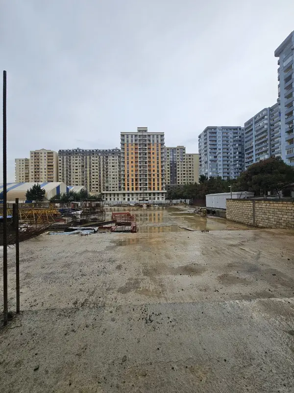 Satılır 2 otaqlı mənzil 80 m²