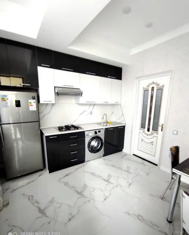 Kirayə verilir 2 otaqlı ofis 62 m²