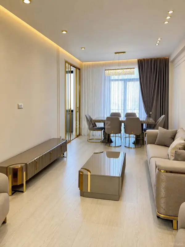 Satılır 3 otaqlı mənzil 96 m²