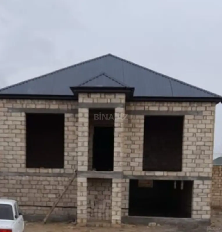Satılır 5 otaqlı həyət evi 130 m²