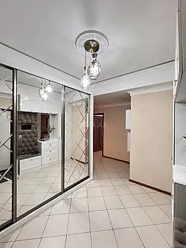 Satılır 3 otaqlı mənzil 95 m² — Bakı, Həzi Aslanov qəs. 3 otaq 95.00 m²
