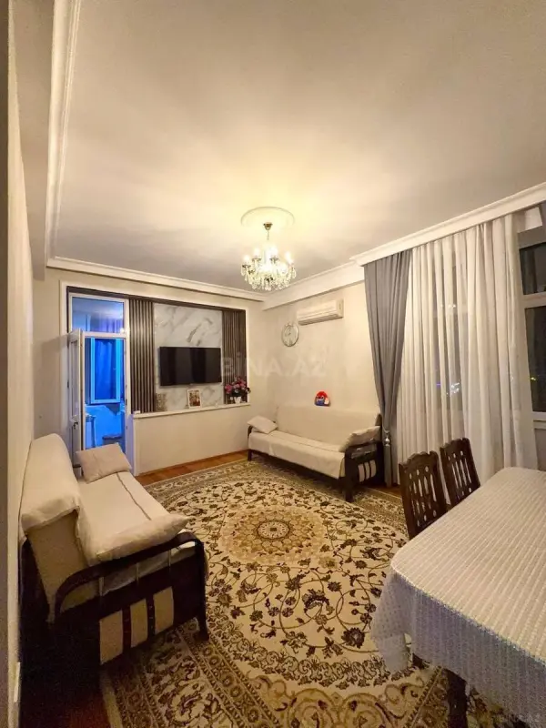 Satılır 2 otaqlı mənzil 62 m²