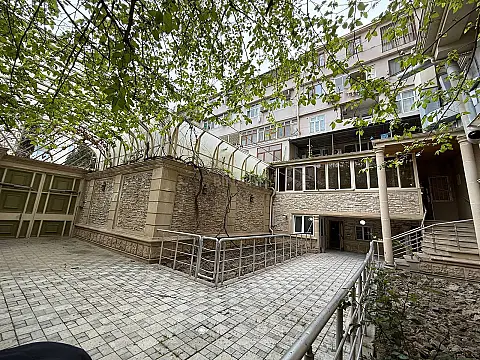Satılır obyekt 150 m² — Bakı, Xətai 150.00 m²