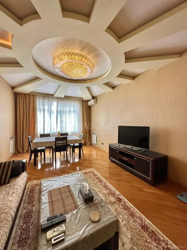 Kirayə verilir 3 otaqlı mənzil 100 m²