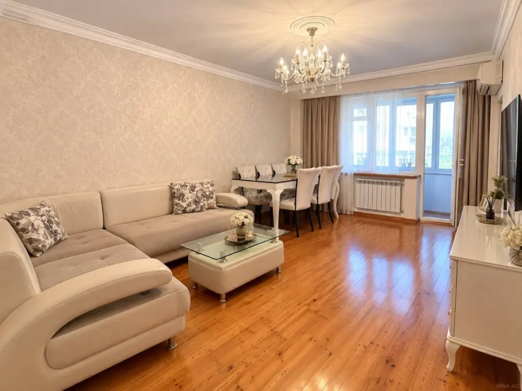 Kirayə verilir 2 otaqlı mənzil 85 m²