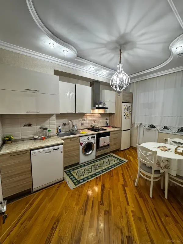Satılır 2 otaqlı mənzil 63 m²