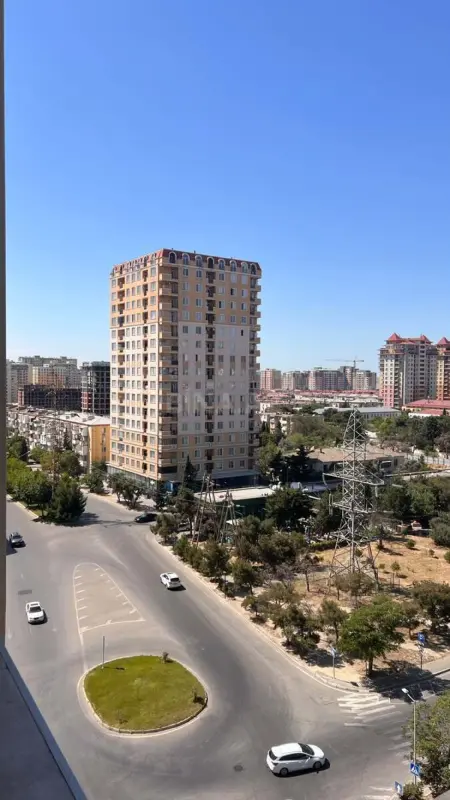Satılır 2 otaqlı mənzil 57 m²