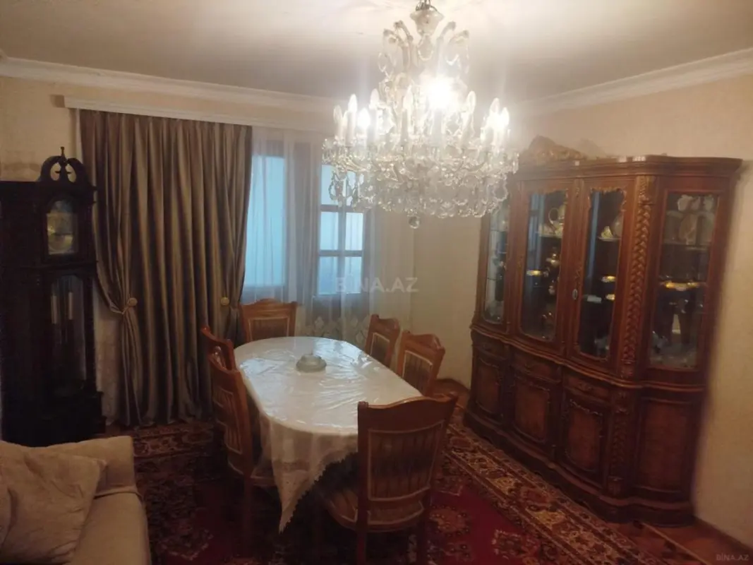 Satılır 2 otaqlı mənzil 100 m²