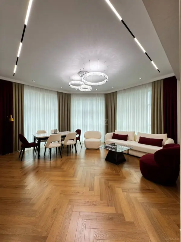 Satılır 3 otaqlı mənzil 127 m²