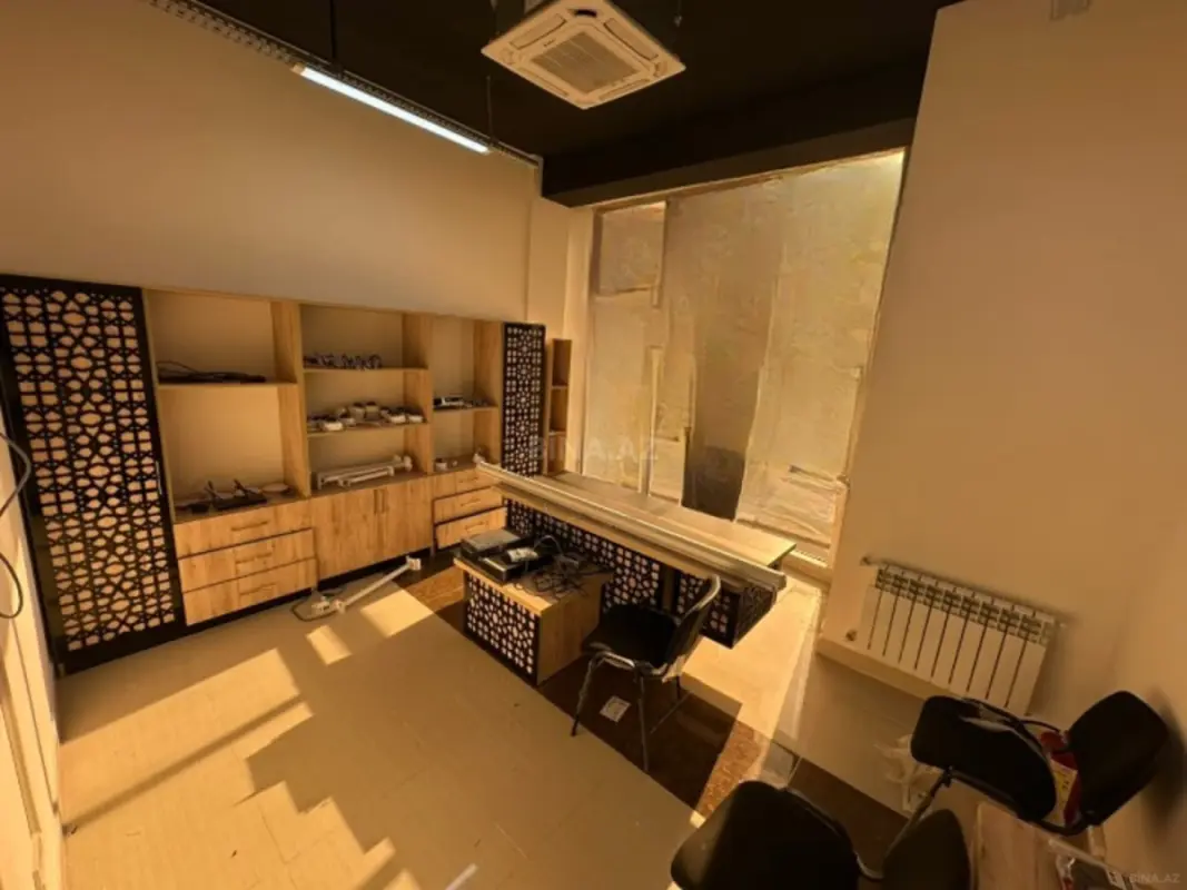 Kirayə verilir 8 otaqlı ofis 350 m²