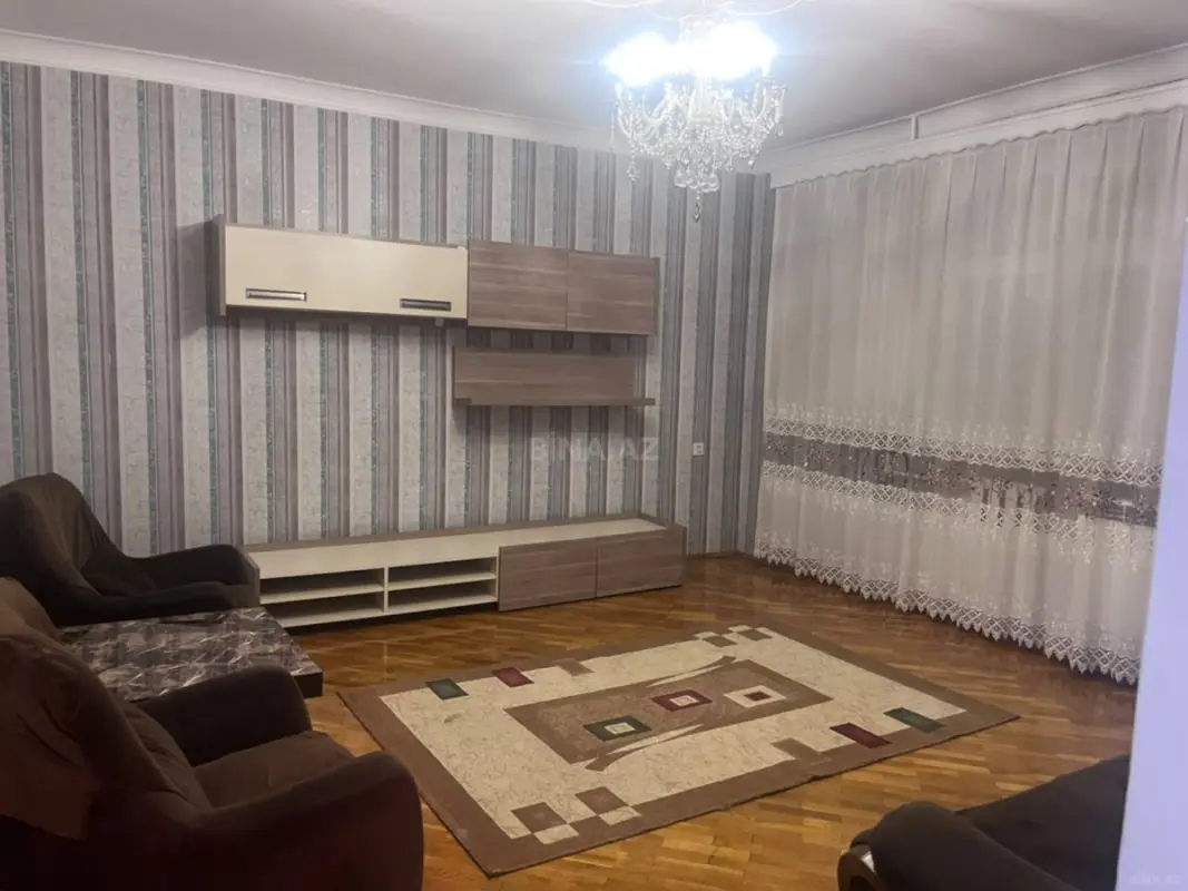 Kirayə verilir 3 otaqlı mənzil 90 m²