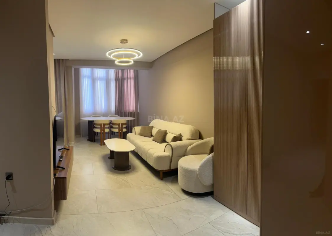 Satılır 4 otaqlı mənzil 116 m²