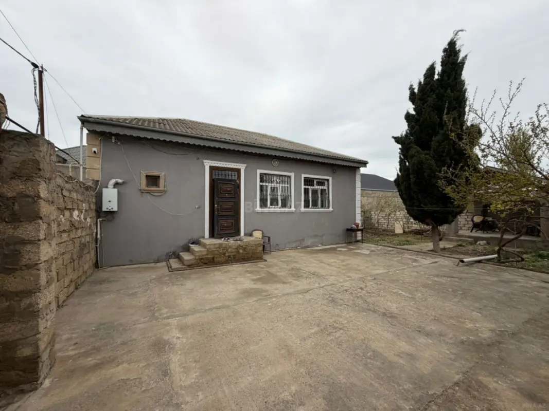 Satılır 3 otaqlı həyət evi 100 m²