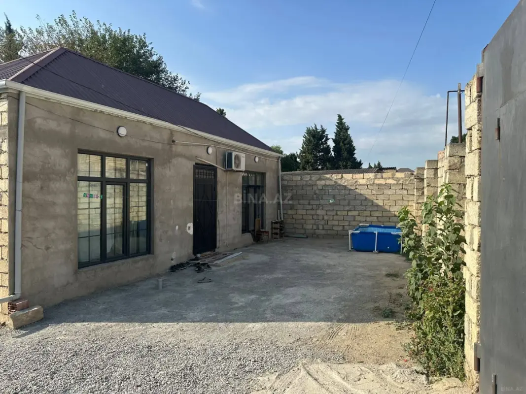Satılır 5 otaqlı həyət evi 140 m²