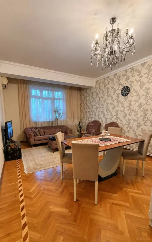 Satılır 3 otaqlı mənzil 88 m²