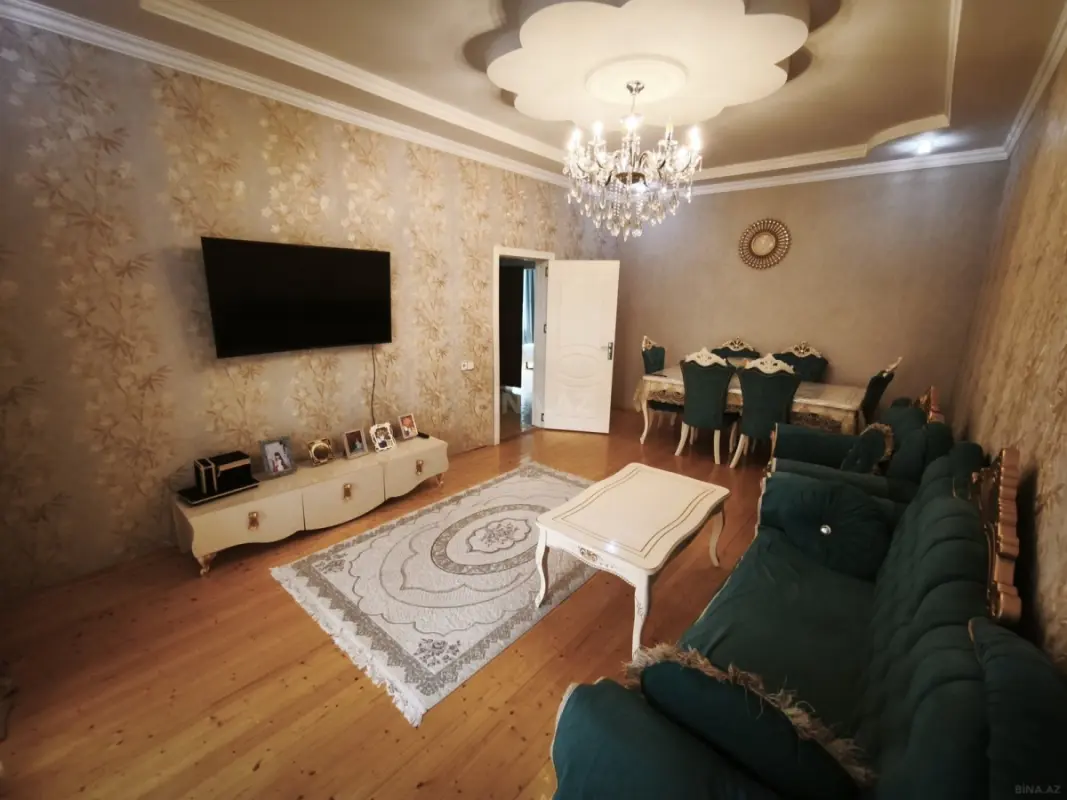 Satılır 6 otaqlı həyət evi 160 m²
