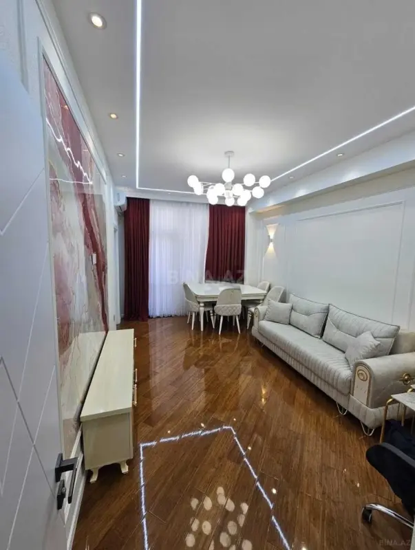 Kirayə verilir 2 otaqlı mənzil 75 m²