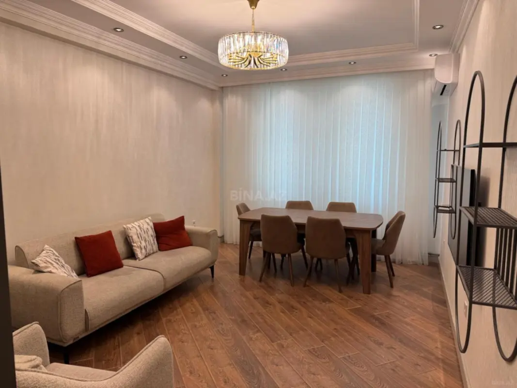 Kirayə verilir 3 otaqlı mənzil 100 m²