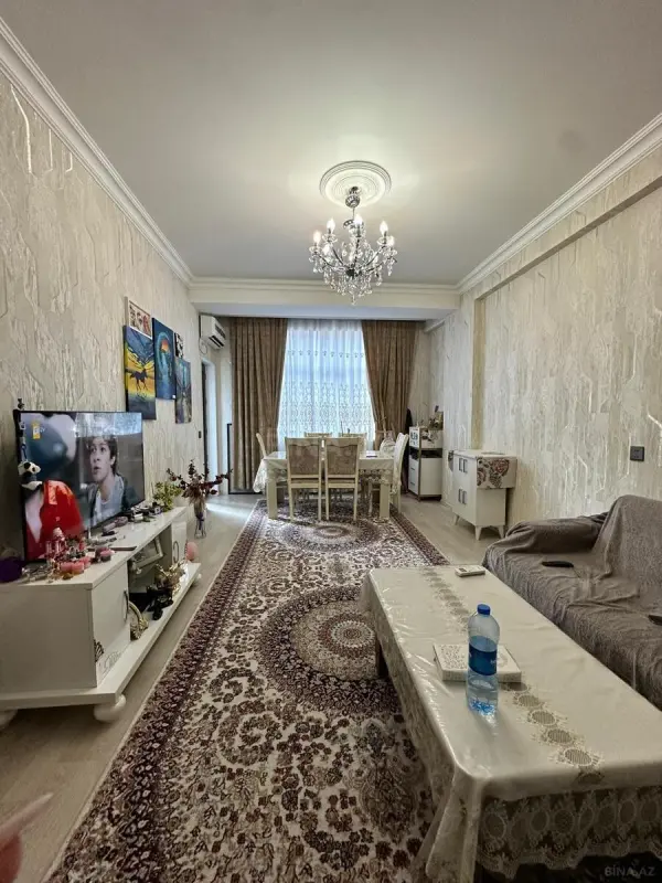 Satılır 2 otaqlı mənzil 72 m²