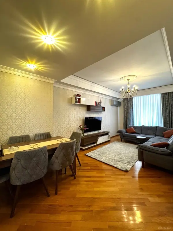 Satılır 3 otaqlı mənzil 103 m²