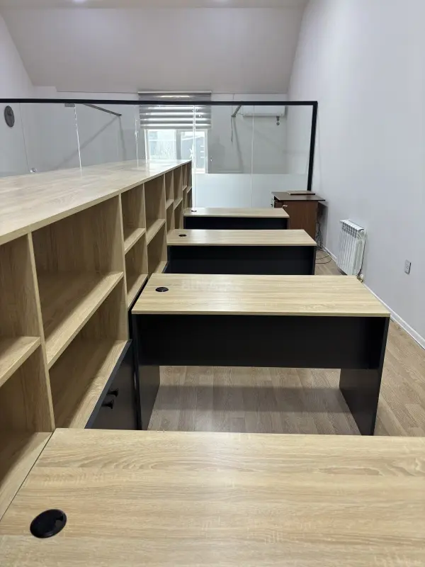 Kirayə verilir 3 otaqlı ofis 130 m²