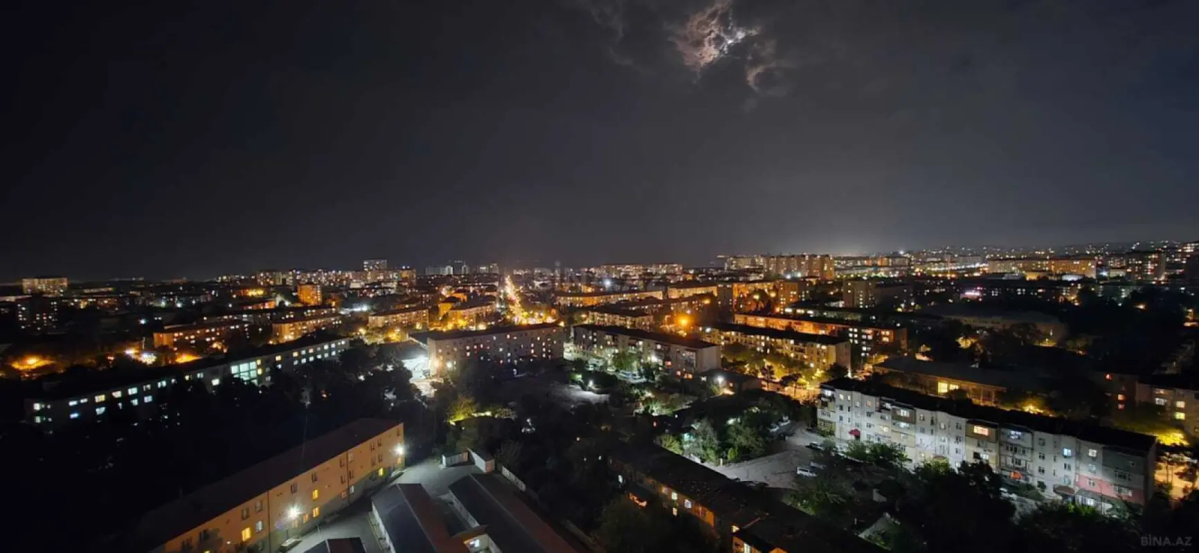 Satılır 2 otaqlı mənzil 83.5 m²