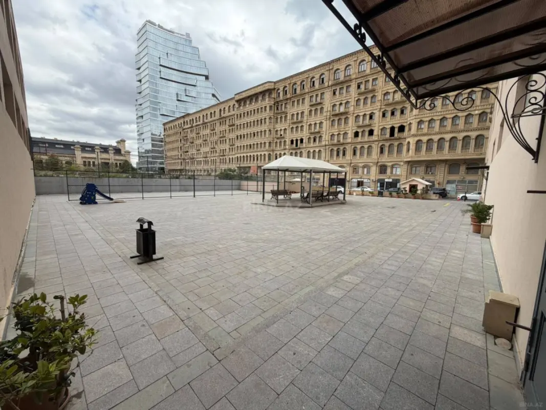 Kirayə verilir 3 otaqlı mənzil 115 m²