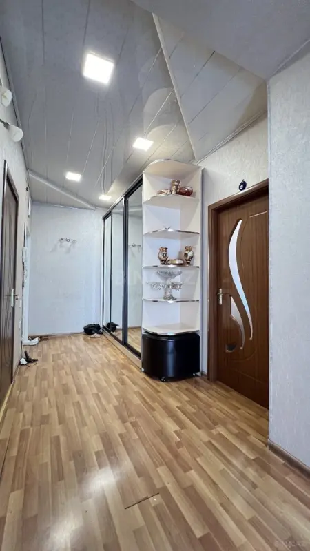 Kirayə verilir 3 otaqlı mənzil 101 m²