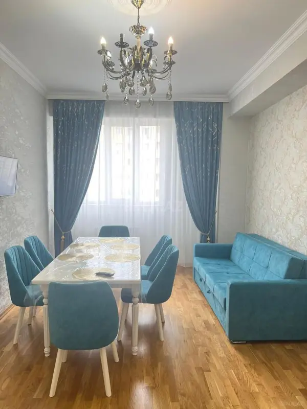 Kirayə verilir 2 otaqlı mənzil 64 m²