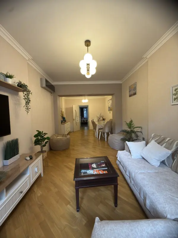Kirayə verilir 3 otaqlı mənzil 85 m²