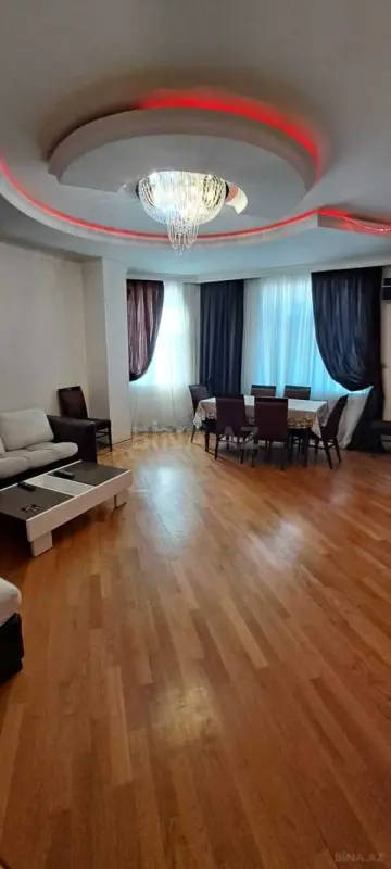 Kirayə verilir 3 otaqlı mənzil 110 m²