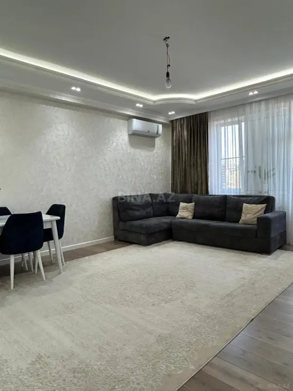 Satılır 3 otaqlı mənzil 101 m²