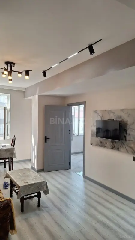 Kirayə verilir 2 otaqlı mənzil 53 m²
