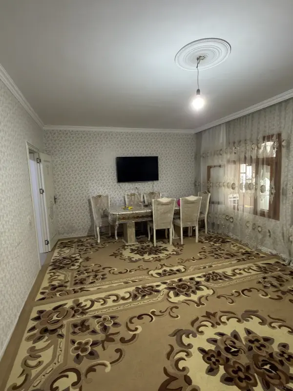 Satılır 4 otaqlı mənzil 73.8 m²