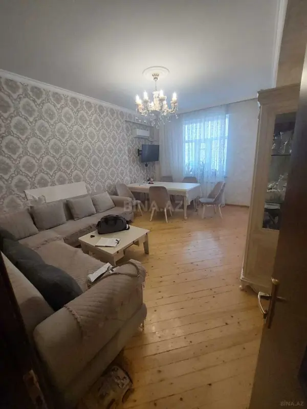 Satılır 3 otaqlı mənzil 72 m²