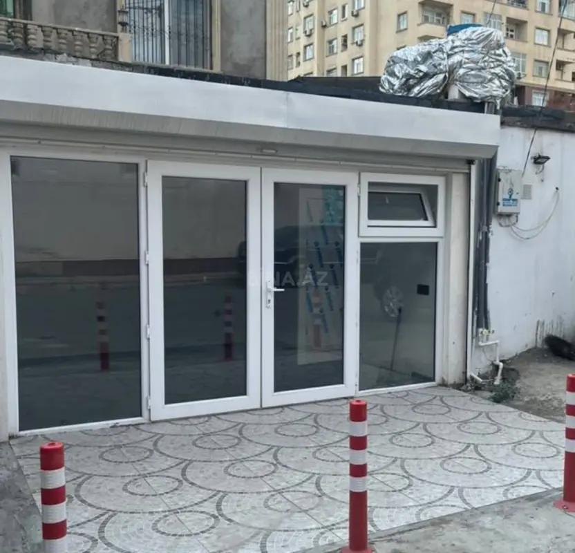 Satılır obyekt 32 m²
